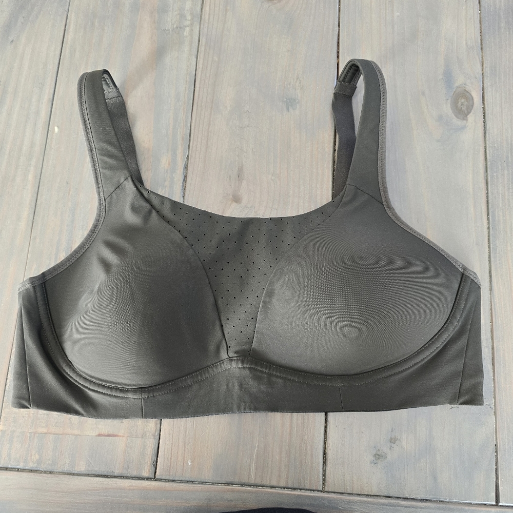 ‼️SOLD‼️ Lululemon Run Times Bra *High Support, B–G Cups Dark Olive 38C